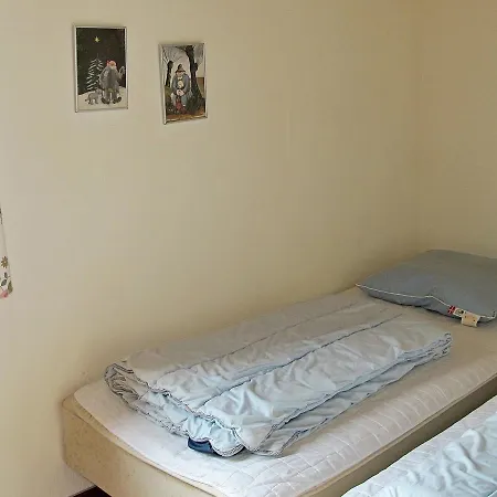 Two-bedroom Holiday In Vaeggerlose 22 *